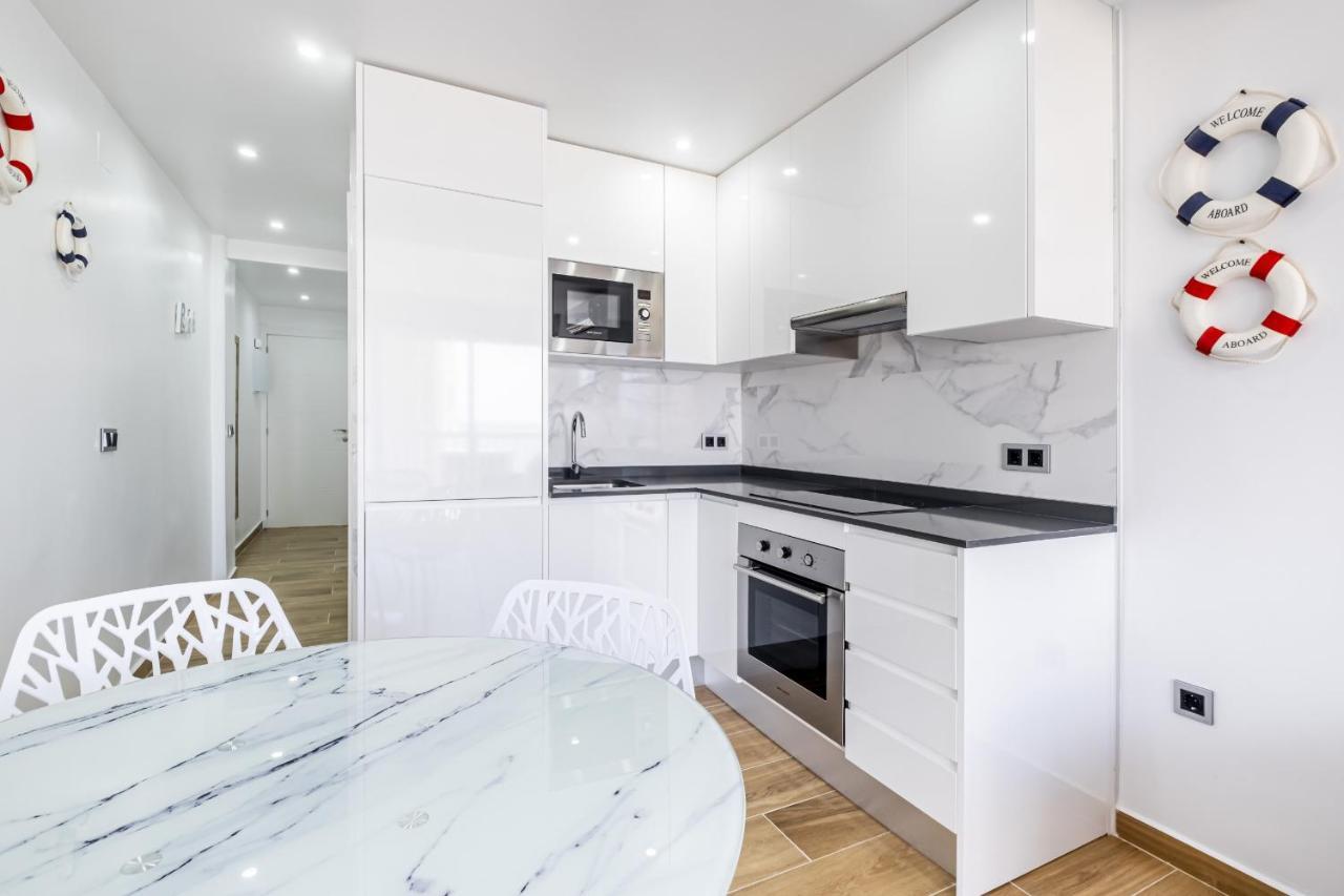 Albatros Deluxe 15-5 Apartment Levante Beach Бенидорм Екстериор снимка
